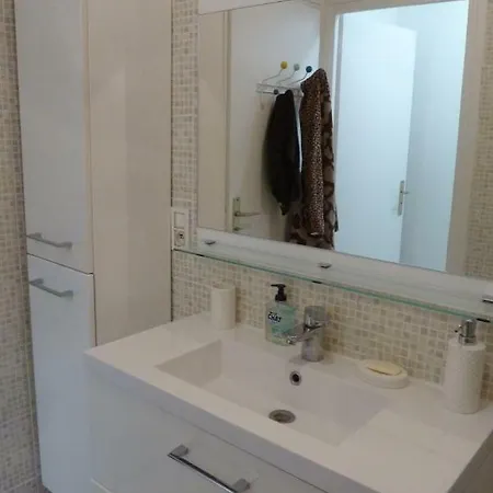 Le Calme Au Centr-ville Apartment Chambery